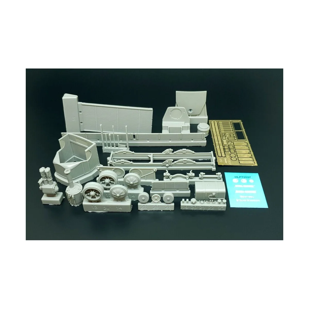 Skoda-Sentinel, 1/72 - Hauler HLP72037 Skoda-Sentinel, 1/72 - Hauler HLP72037