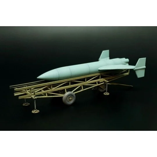 Feuerlilie F-55 Flakrakete w/dolly, 1/48 - Brengun BRS48017