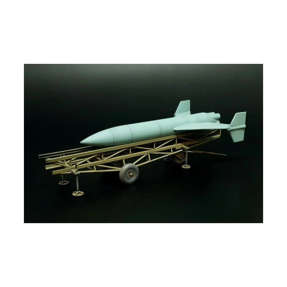 Feuerlilie F-55 Flakrakete w/dolly, 1/48 - Brengun BRS48017