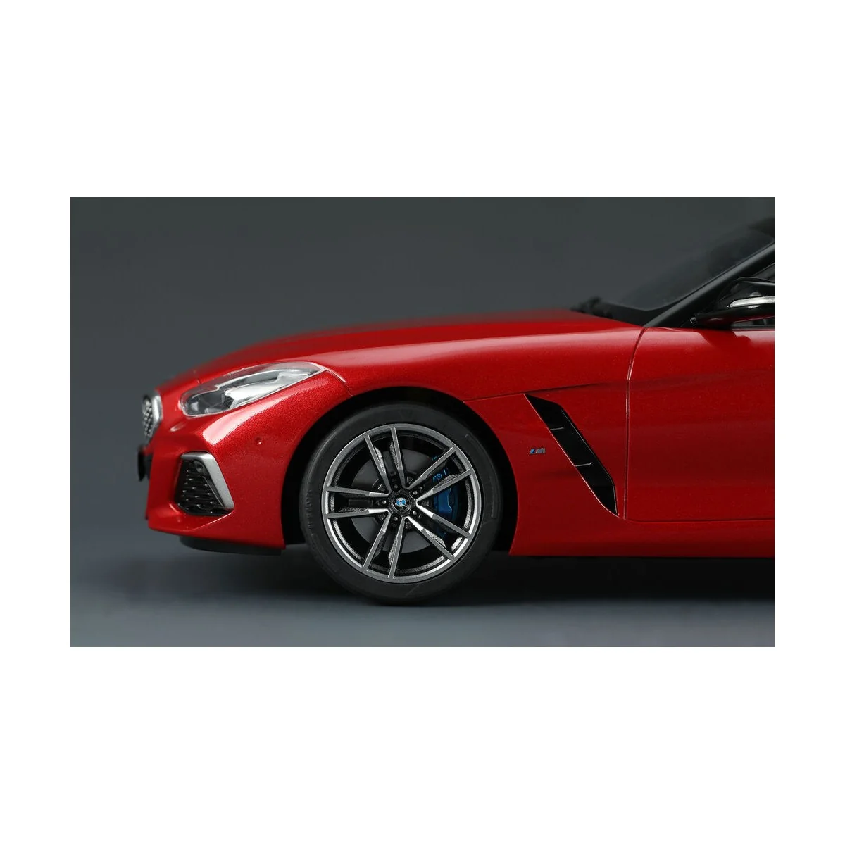 BMW Z4 M40i, 1/24 - MENG-Model CS-005