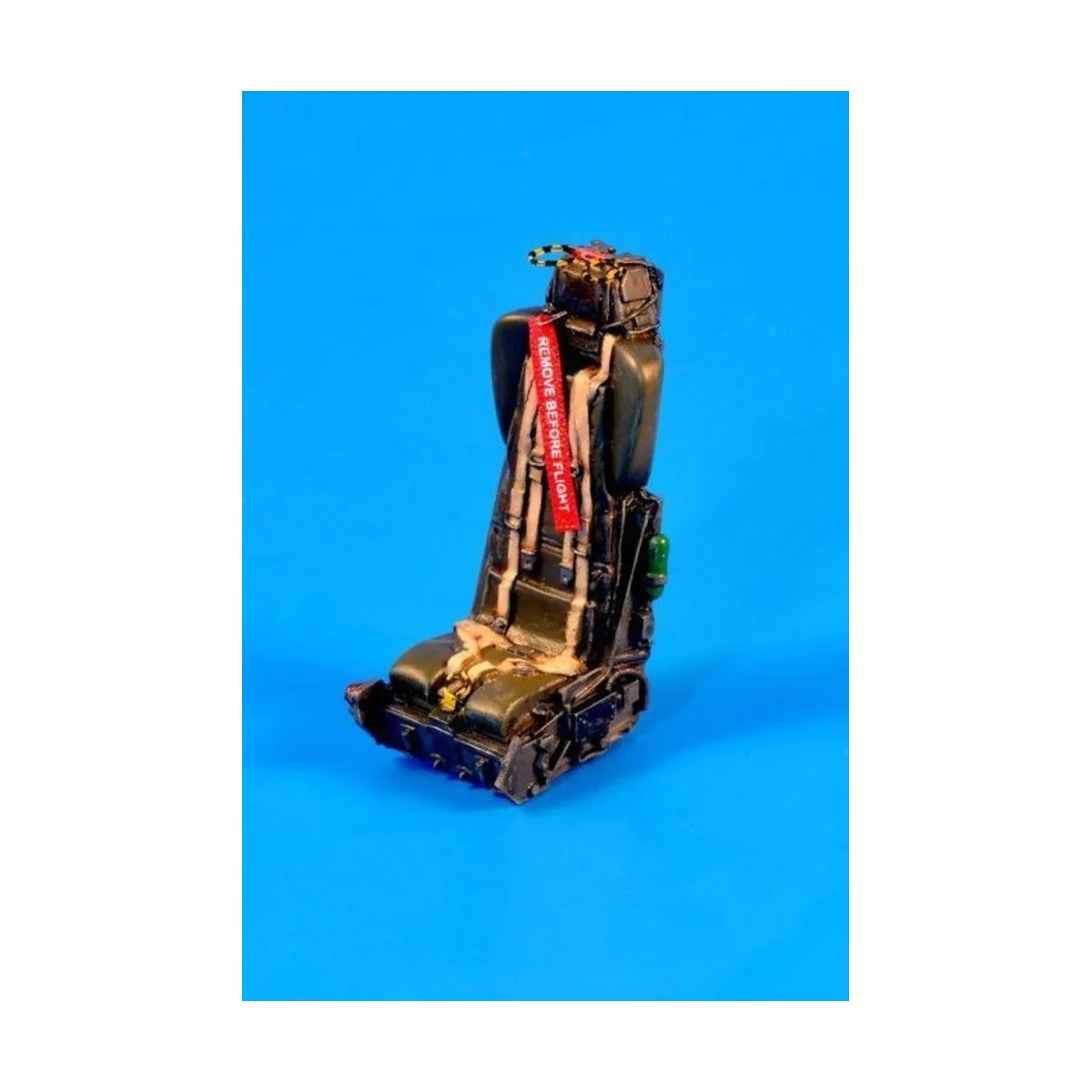 Martin Baker GQ-7A for European F-104, 1/32 - CMK 129-5085 Martin Baker GQ-7A for European F-104, 1/32 - CMK 129-5085