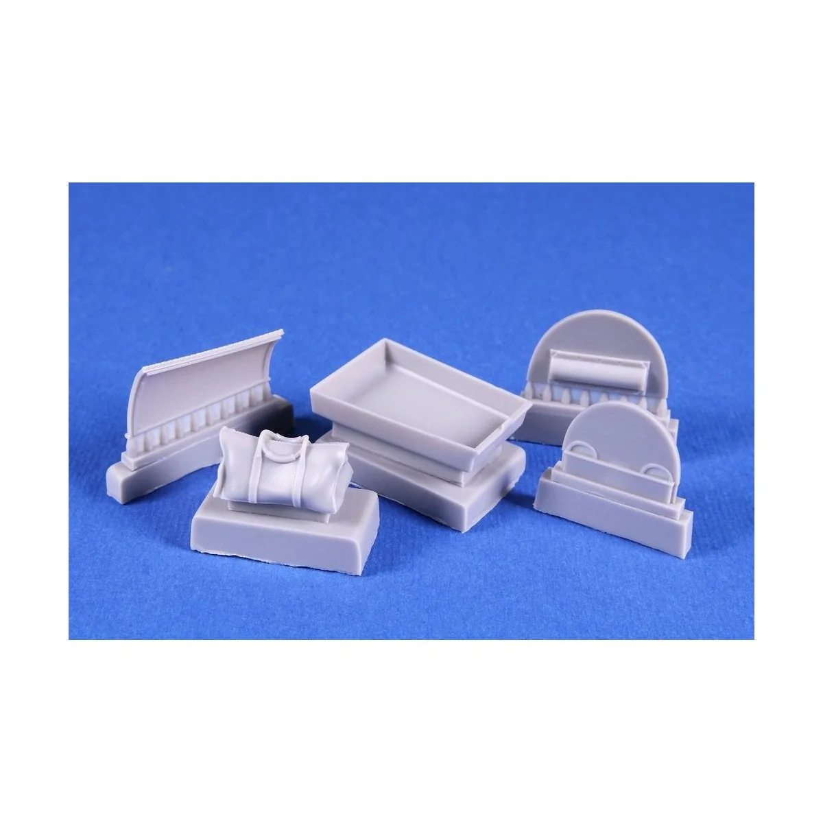 DH.82 Tiger Moth Luggage Box (ICM kit) - CMK 129-5137