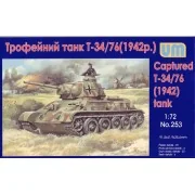 T-34-76 WW2 captured tank, 1942 - Unimodels UM253