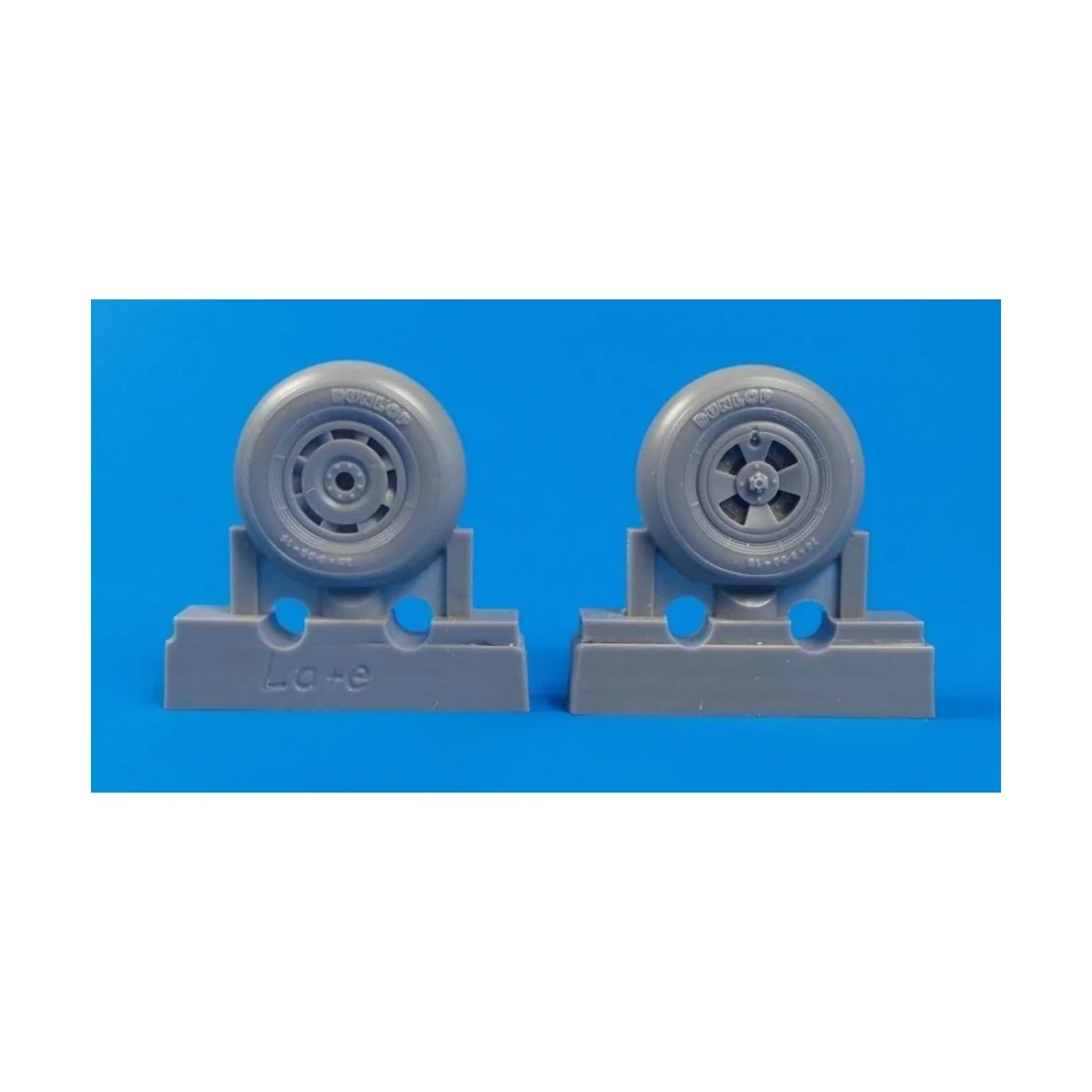 Tempest Mk.II/V/VI-main wheels late type, 1/32 - CMK 129-Q32242 Tempest Mk.II/V/VI-main wheels late type, 1/32 - CMK 129-Q32242