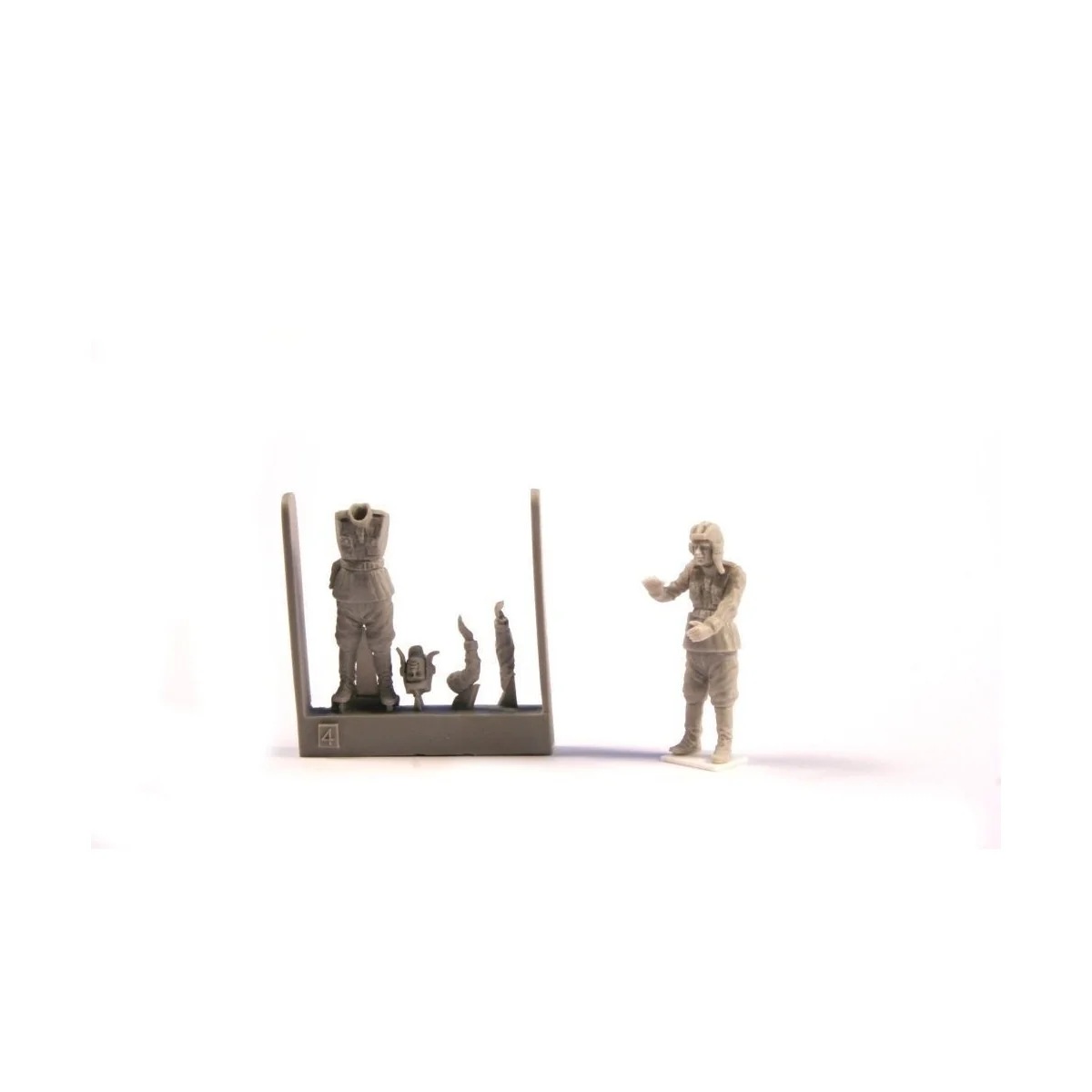 Soviet WW II Tank Loader, 1/48 - CMK 129-F48267 Soviet WW II Tank Loader, 1/48 - CMK 129-F48267