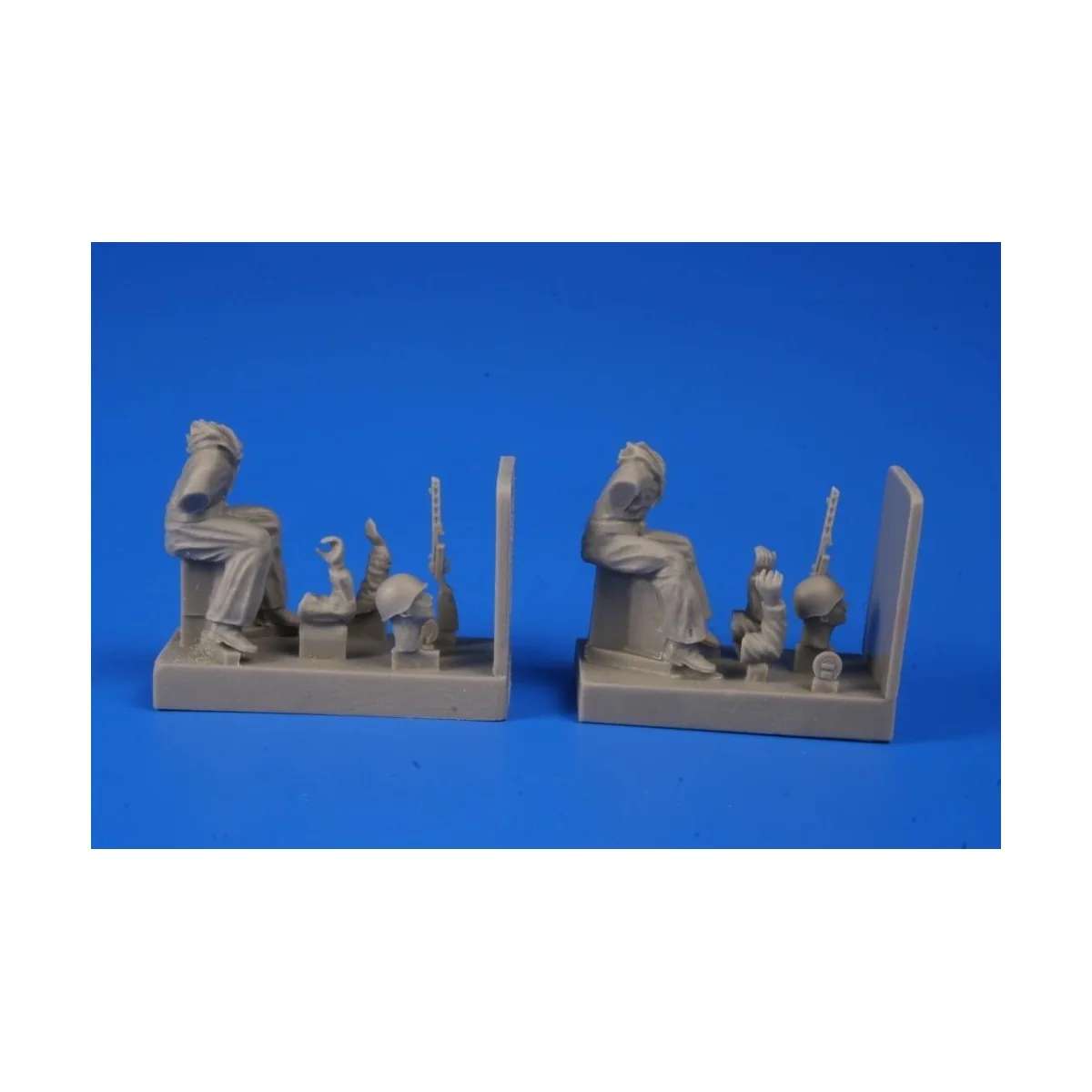 Soviet Tank Desant Troops, Part 1(2 Figur for a T-34 and another ta... Soviet Tank Desant Troops, Part 1(2 Figur for a T-34 and another ta...