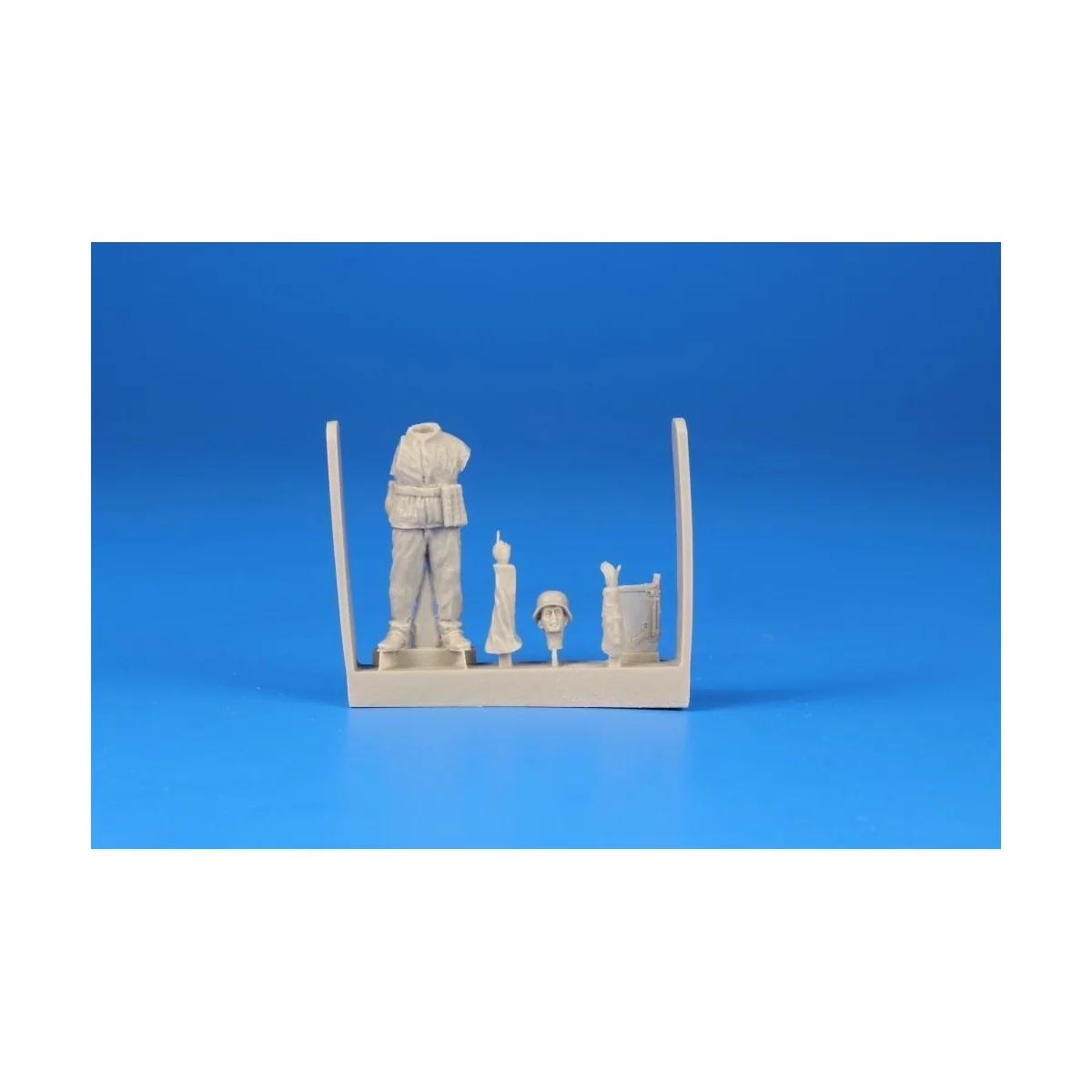 German WWII Solider-the Ardennes 1944, 1/48 - CMK 129-F48296