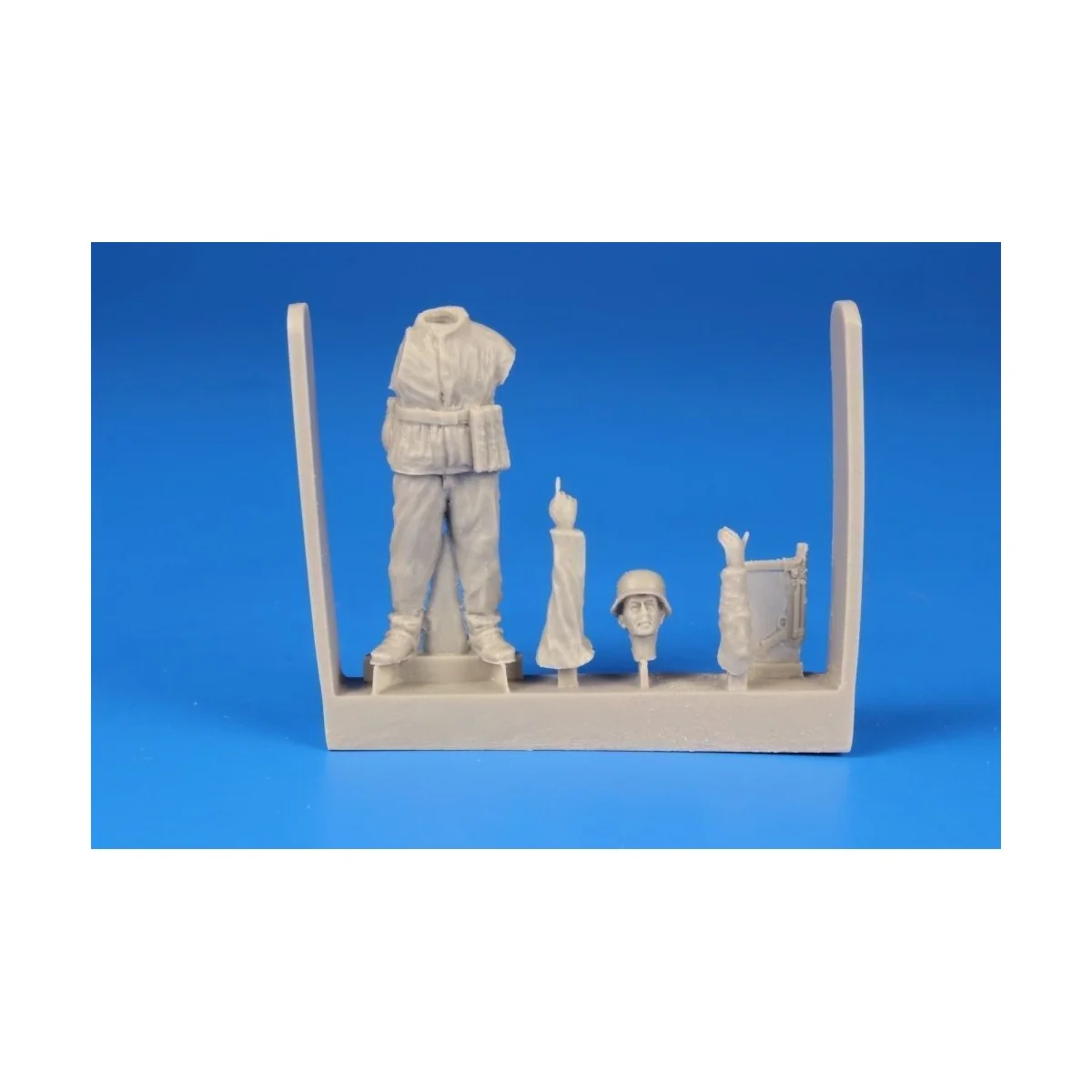 German WWII Solider-the Ardennes 1944, 1/48 - CMK 129-F48296