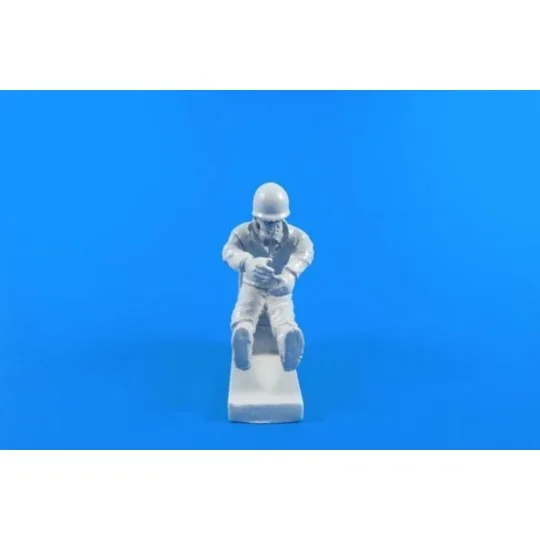 US Driver WWII for CMK M29 Weasel kit, 1/48 - CMK 129-F48310 US Driver WWII for CMK M29 Weasel kit, 1/48 - CMK 129-F48310