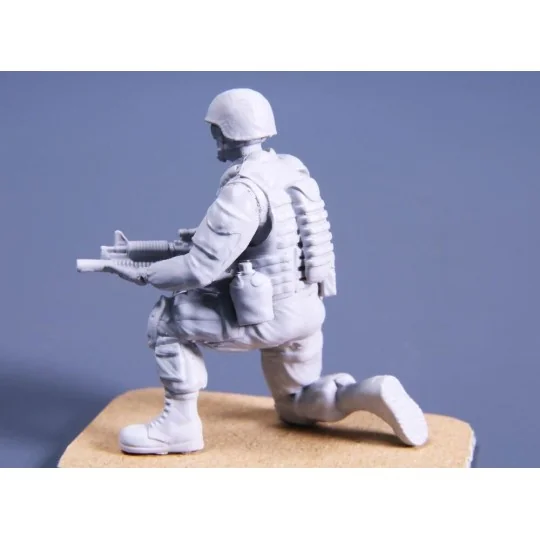 Kneeling Soldier(on right knee),US Army Infantry Squad 2nd Division...