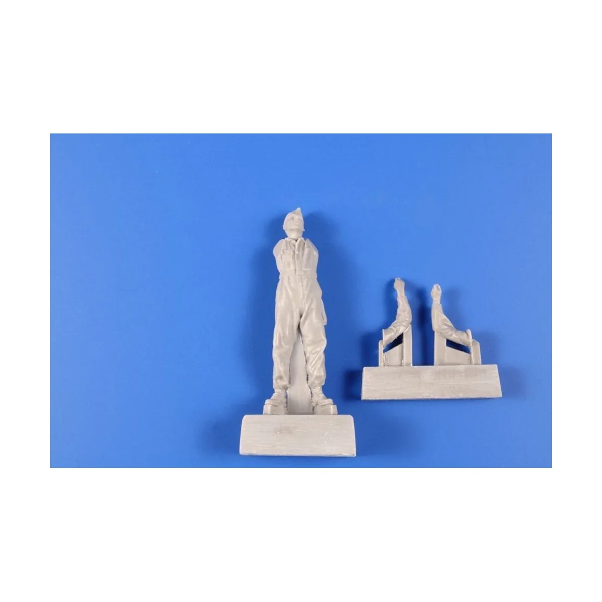 Siebel Si 204/Aero C-3 Mechanic (engine repair) - CMK 129-F48357