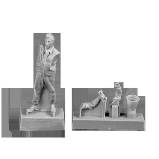 Siebel Si 204/Aero C-3 Rigger (prop maintenance), 1/48 - CMK 129-F4... Siebel Si 204/Aero C-3 Rigger (prop maintenance), 1/48 - CMK 129-F4...