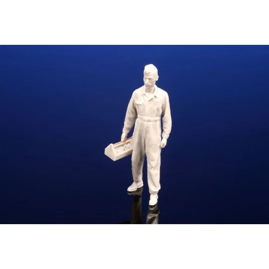 Luftwaffe WW2 / CS post-war Aircraft Mechanic, 1/48 - CMK 129-F48367