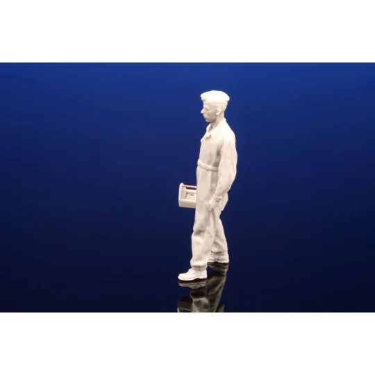 Luftwaffe WW2 / CS post-war Aircraft Mechanic, 1/48 - CMK 129-F48367