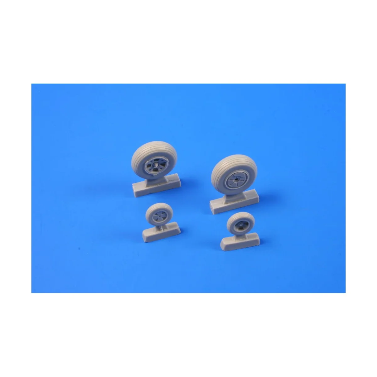 Canberra PR.9 Wheel set, 1/72 - CMK 129-Q72121 Canberra PR.9 Wheel set, 1/72 - CMK 129-Q72121