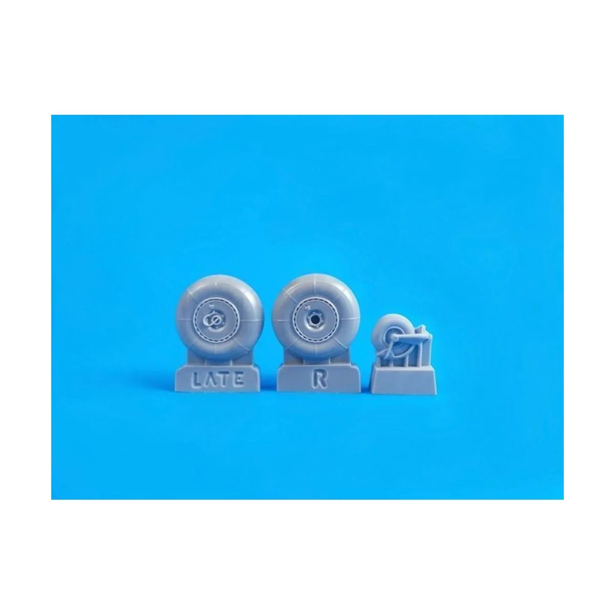 Junkers Ju 88A-4 and later/C-6/G- Late Mainwheels a.Tailwheel f.Spe...