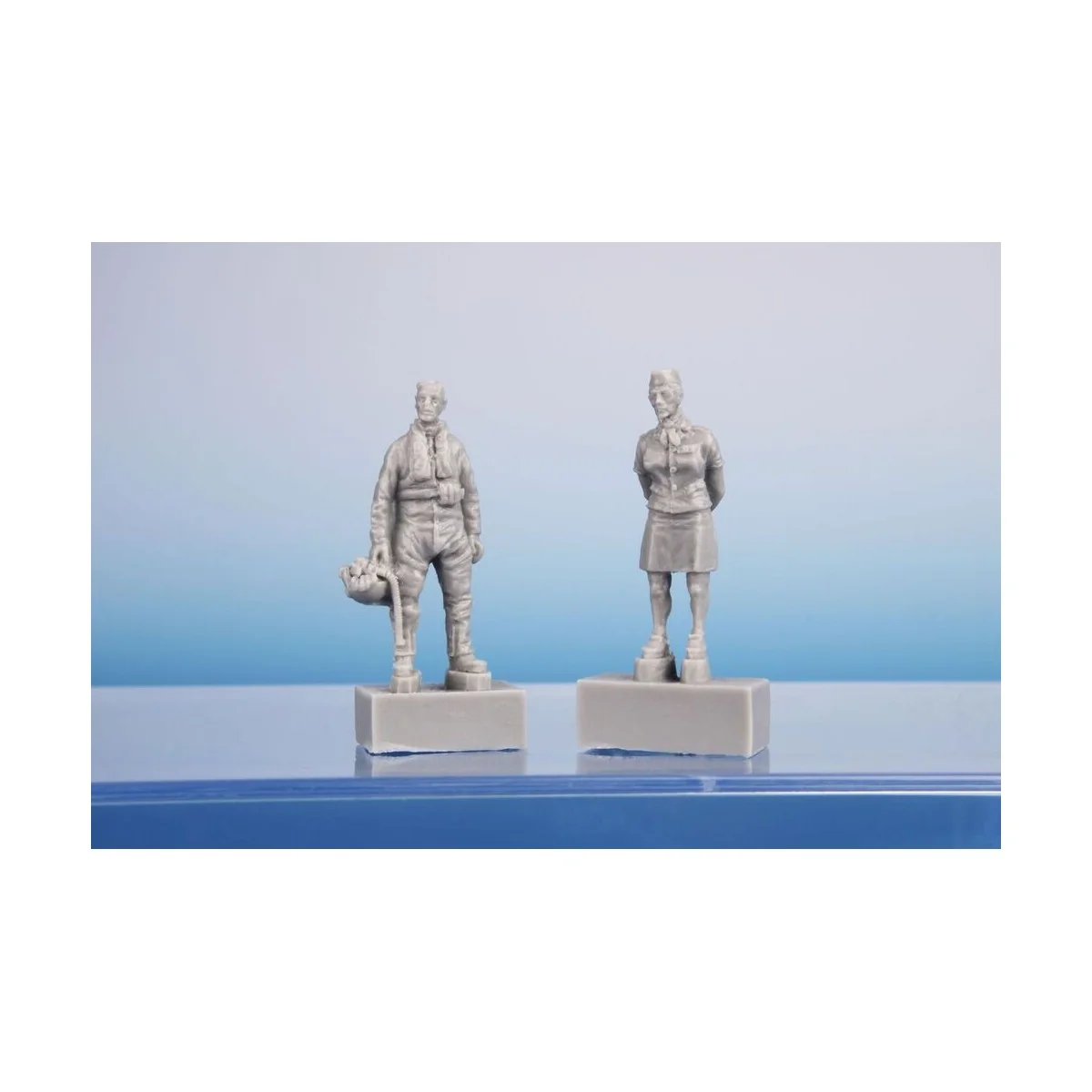 IAF Mirage IIICJ Pilot & Female Ground Crew, 1/72 - CMK 129-F72387