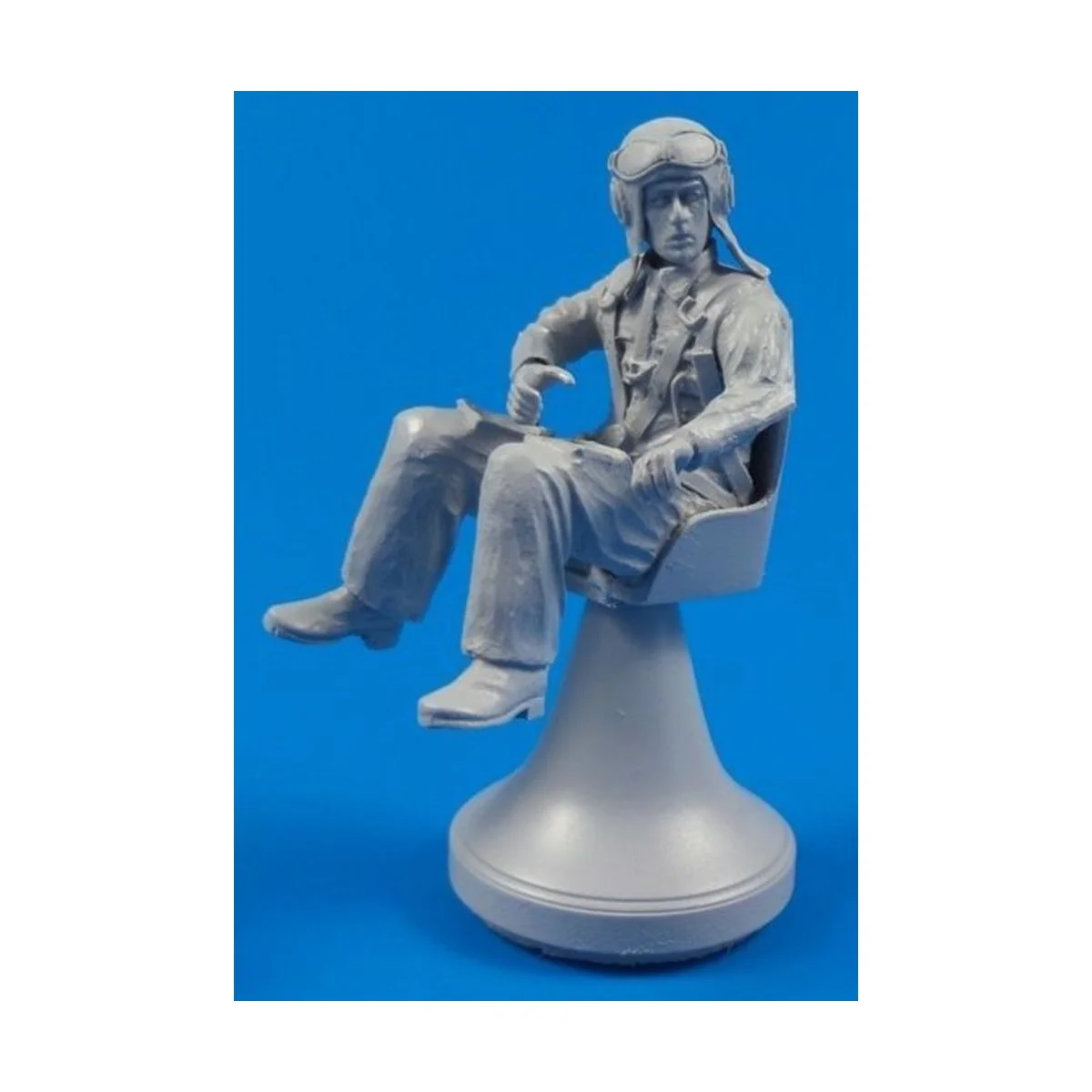 WW II Italian Fiat G-50 Sitting Pilot, 1/32 - CMK 129-F32315 WW II Italian Fiat G-50 Sitting Pilot, 1/32 - CMK 129-F32315
