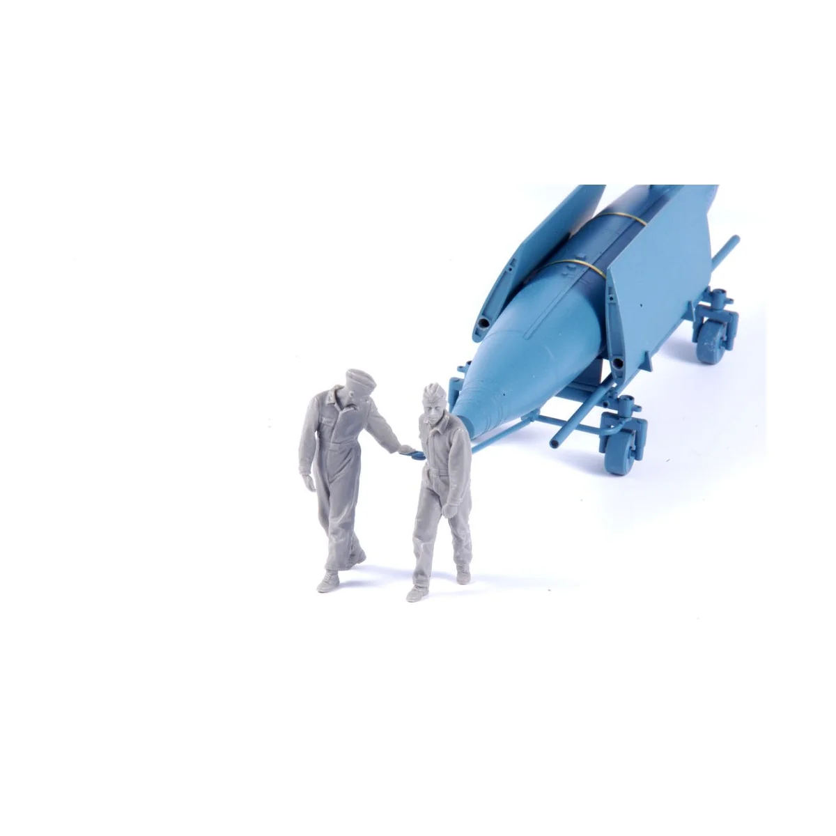 Luftwaffe Ground Crew Pulling V1 on Trolley - CMK 129-F32356