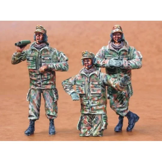 Bundeswehr Panzerbesatzung Winter, 1/35 - CMK 129-F35135