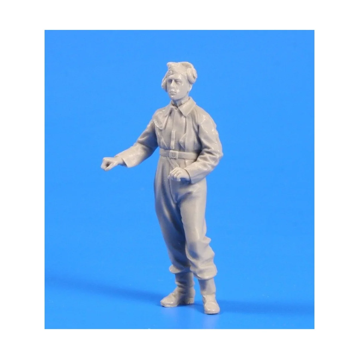 German WWII Hetzer Radio Operator/Gunner - CMK 129-F35262