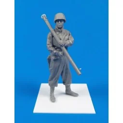 II US Army Soldier with Bazooka M1A2 (Anzio 1944), 1/35 - CMK 129-F...