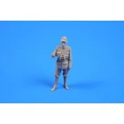 Austro-Hungarian WW I Officer, 1/35 - CMK 129-F35285