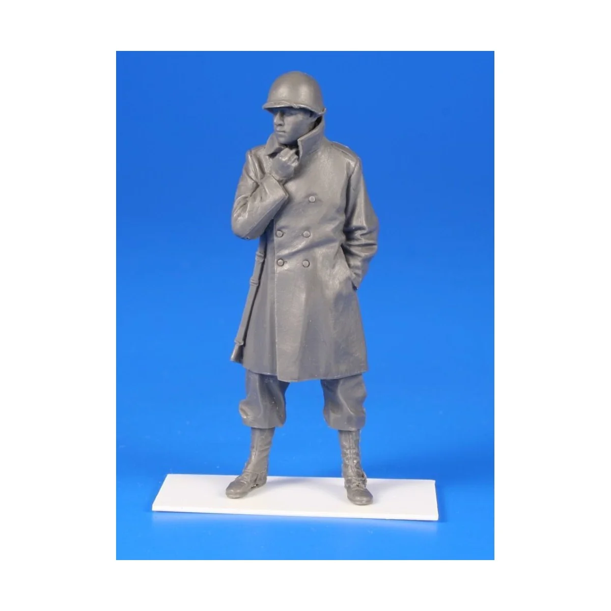 US WWII Soldier w/winter coat a.an M1rie rifle-Belgium 1944, 1/35 -... US WWII Soldier w/winter coat a.an M1rie rifle-Belgium 1944, 1/35 -...