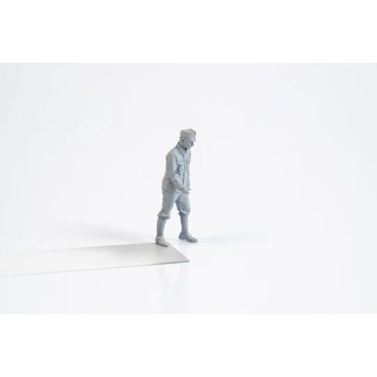 Austro-Hungarian WWI Artilleryman - CMK 129-F35334