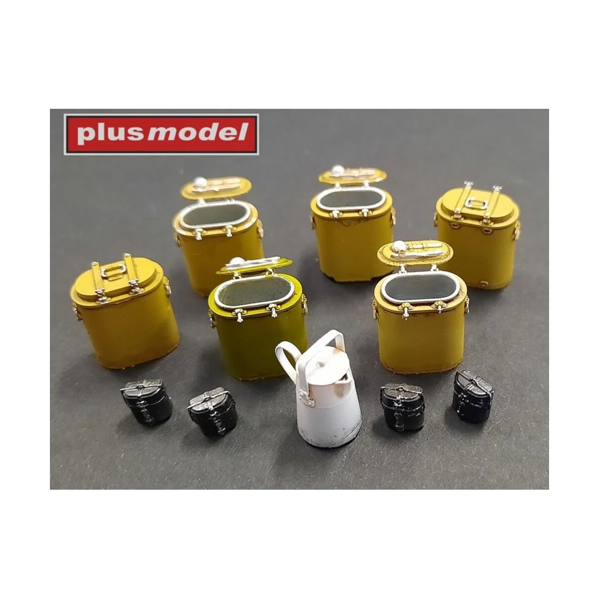 Beers crates, 1/35 - Plus model DP3011