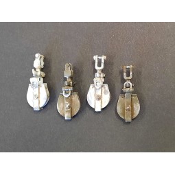 US engineered pulleys, 1/35 - Plus model DP3018