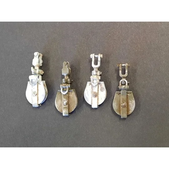 US engineered pulleys, 1/35 - Plus model DP3018 US engineered pulleys, 1/35 - Plus model DP3018