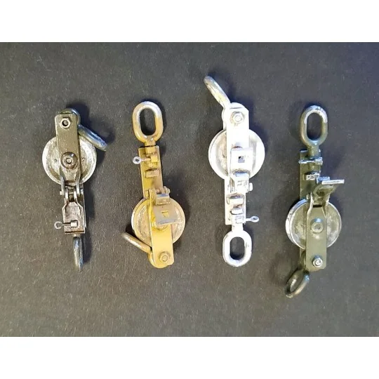 British engineered pulleys, 1/35 - Plus model DP3027