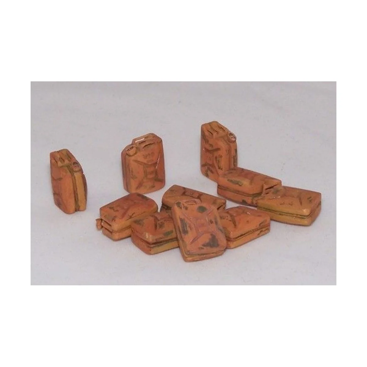 Benzinkanister - GB WWII, 1/35 - Plus model 416