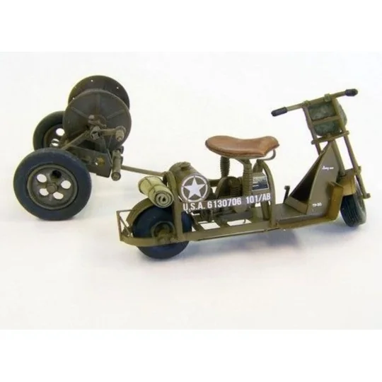 U.S. airborne scooter with reel, 1/35 - Plus model 438 U.S. airborne scooter with reel, 1/35 - Plus model 438
