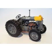 Fordson N-big, 1/35 - Plus model 448