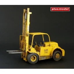 American forklift, 1/35 - Plus model 484