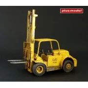 American forklift, 1/35 - Plus model 484