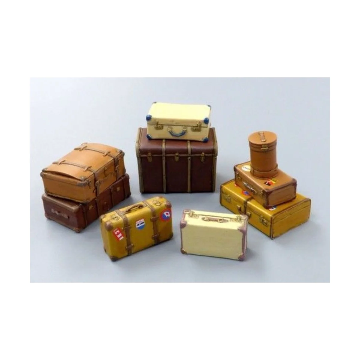 Old suitcases, 1/35 - Plus model 489