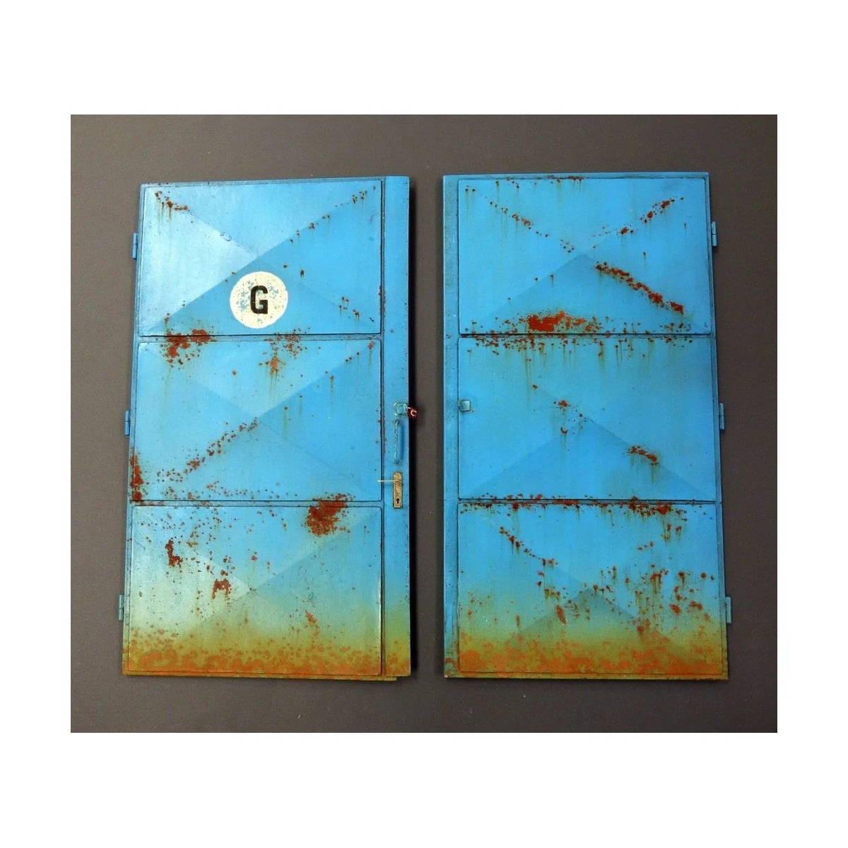 Workshop doors, 1/35 - Plus model 503