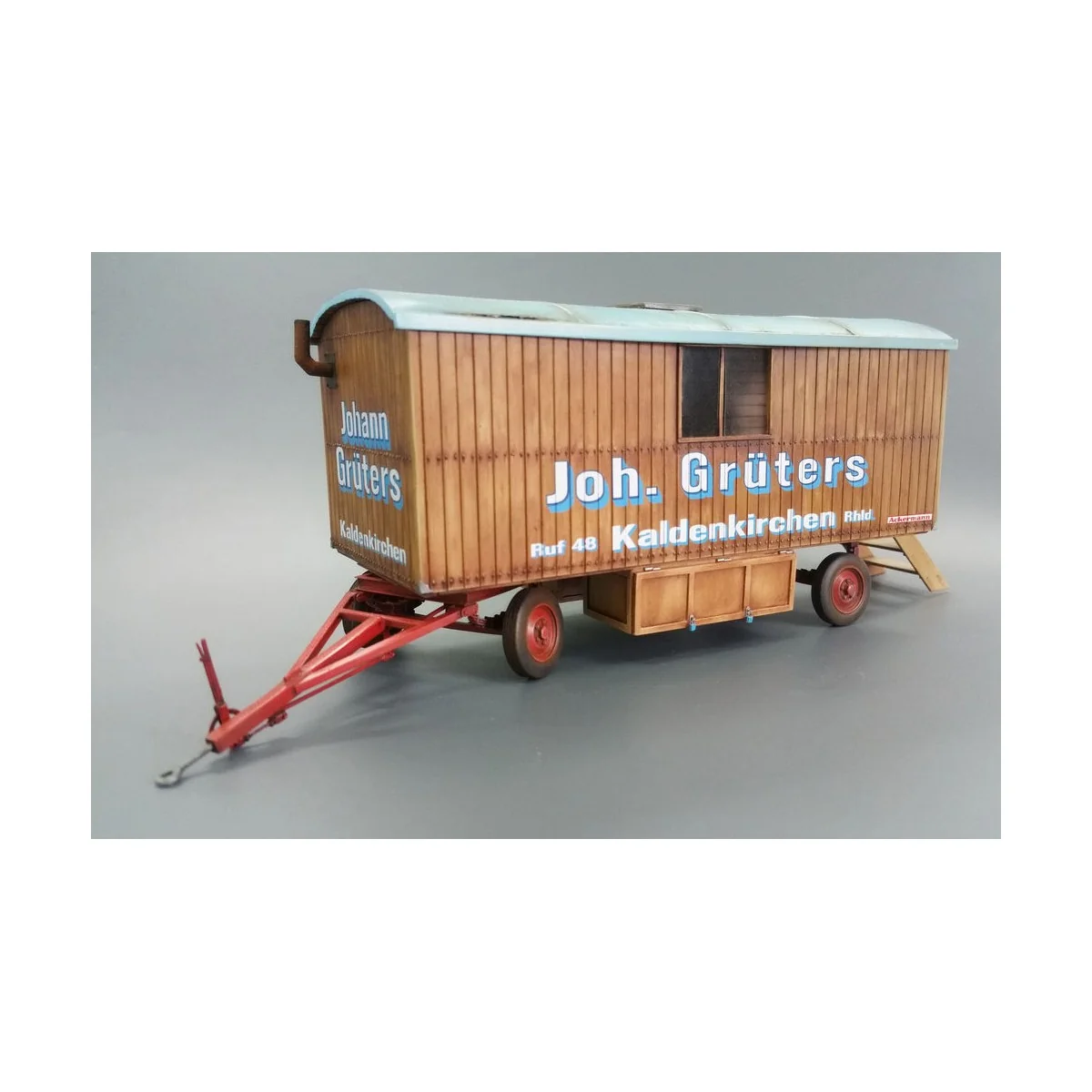 Caravan - Plus model 504