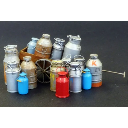 Milk and cream cans, 1/35 - Plus model 508