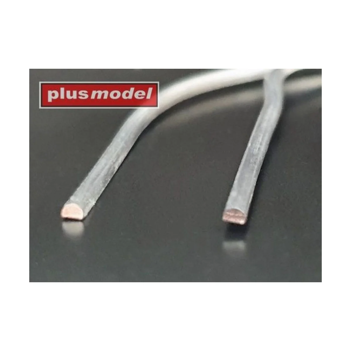 Lead wire halfround 1, 0 mm - Plus model 561