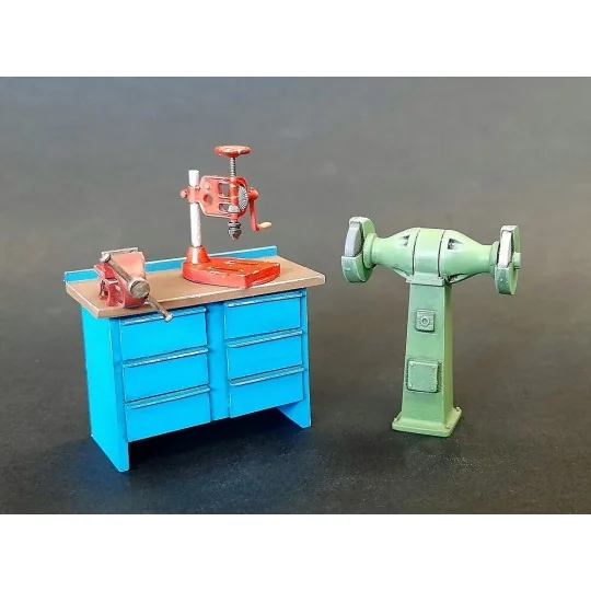 Grinder, 1/35 - Plus model 588 Grinder, 1/35 - Plus model 588