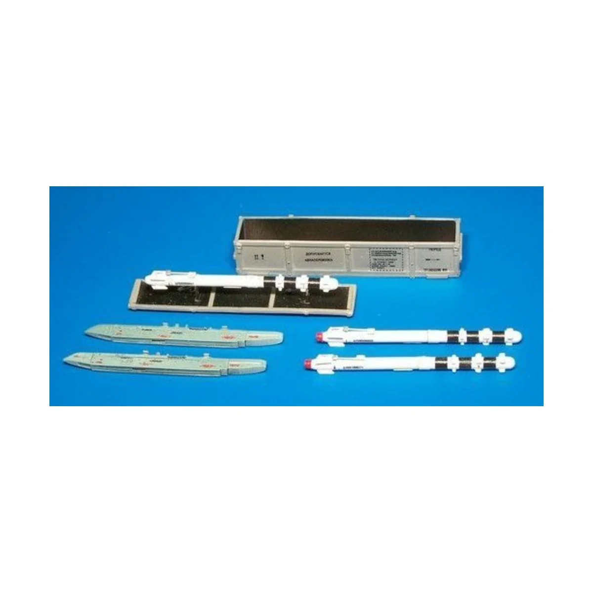 Russian missile UZR-60 training unit w.b, 1/48 - Plus model AL4016 Russian missile UZR-60 training unit w.b, 1/48 - Plus model AL4016