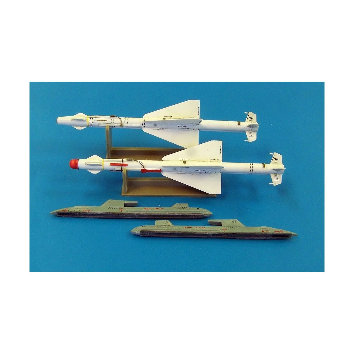 Russian missile R-23T, 1/48 - Plus model AL4020