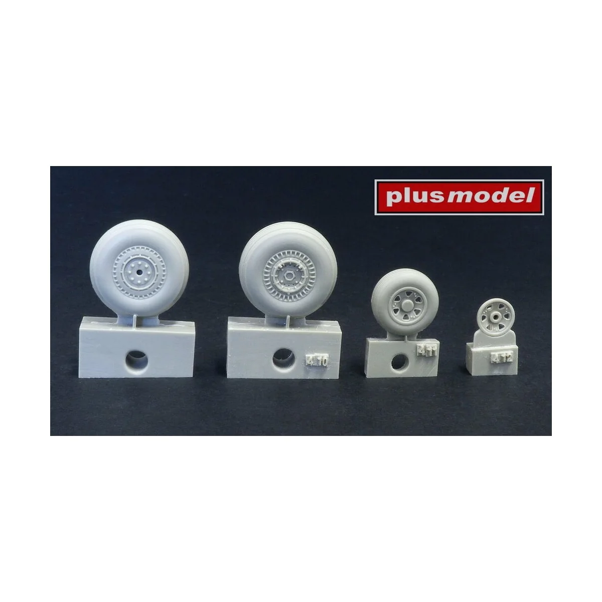 B-26 Marauder wheels late growed, 1/48 - Plus model AL4024 B-26 Marauder wheels late growed, 1/48 - Plus model AL4024