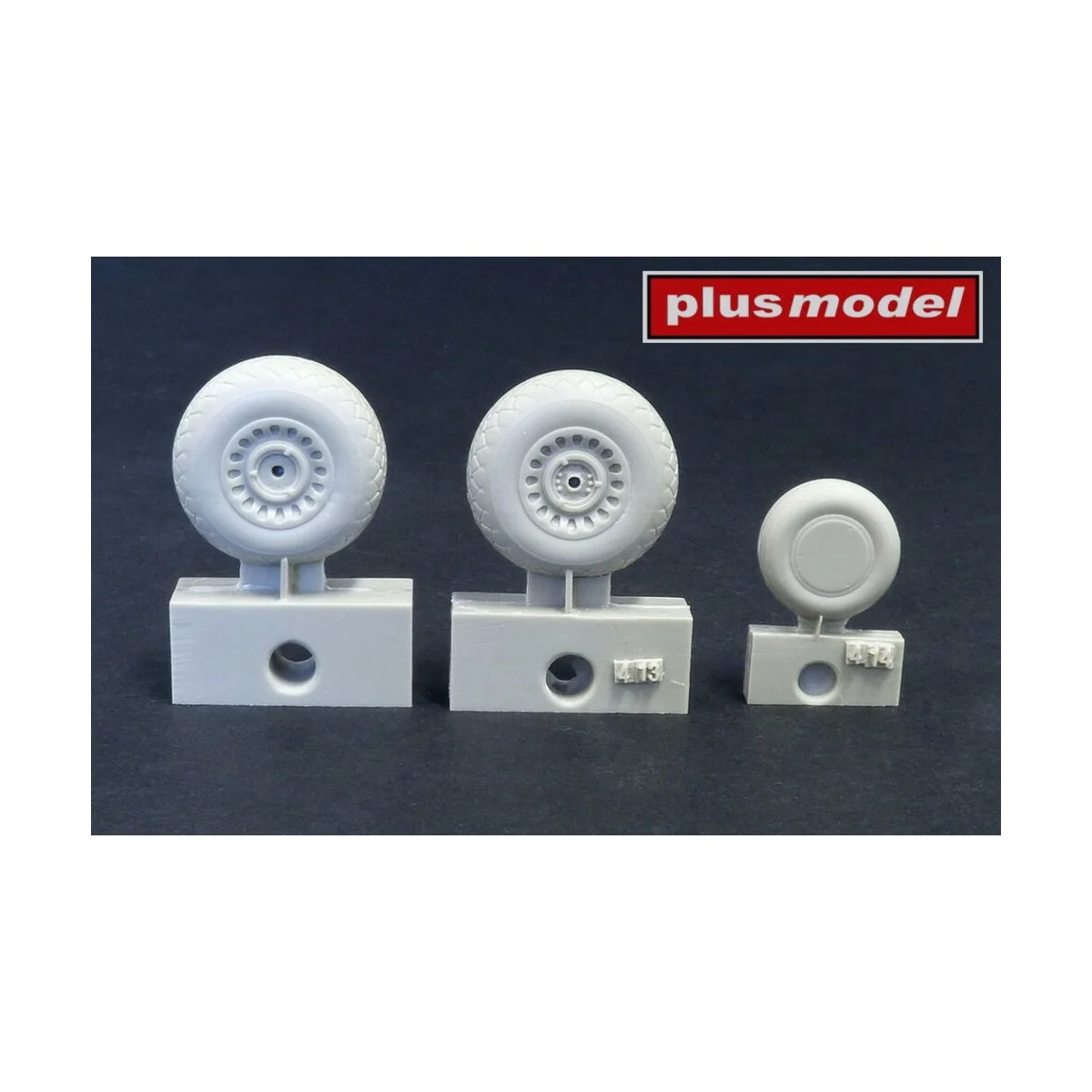 B-26 Marauder wheels early diamond tread - Plus model AL4025