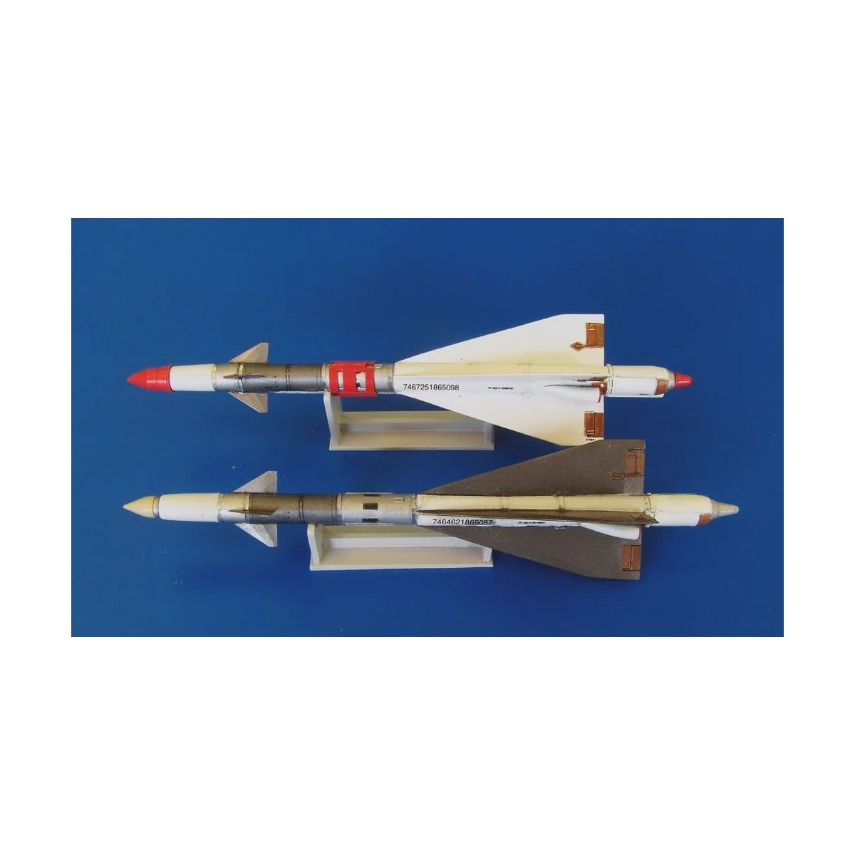 Missile R-40RD, 1/48 - Plus model AL4045