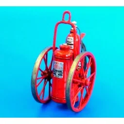 Extinguisher wheeled 150LB, 1/48 - Plus model AL4074